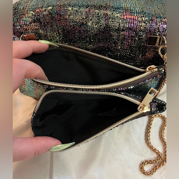 Iridescent Evening Purse - Picture 6 of 6